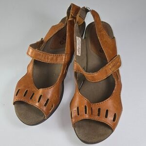 Merrell Tan Leather Slingback Wedge Sandals‎ Women's Size 7.5 Comfort